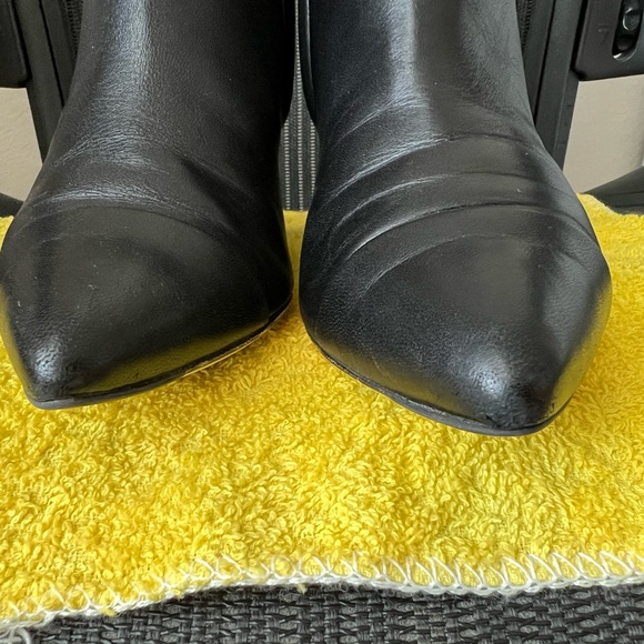 Chanel booties - Picture 2 of 9